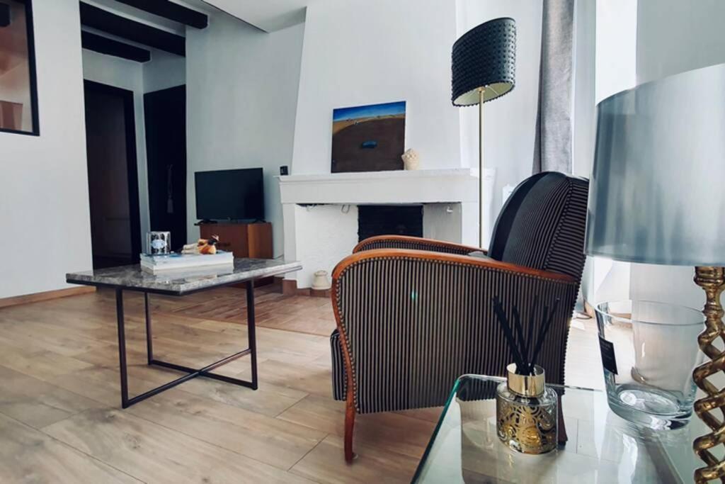 Le Carnot 2 Etoiles Hypercentre Vieille Ville Annecy Dış mekan fotoğraf